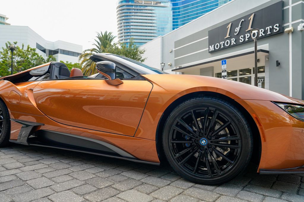 2019 BMW i8 Roadster - 23047623 - 35