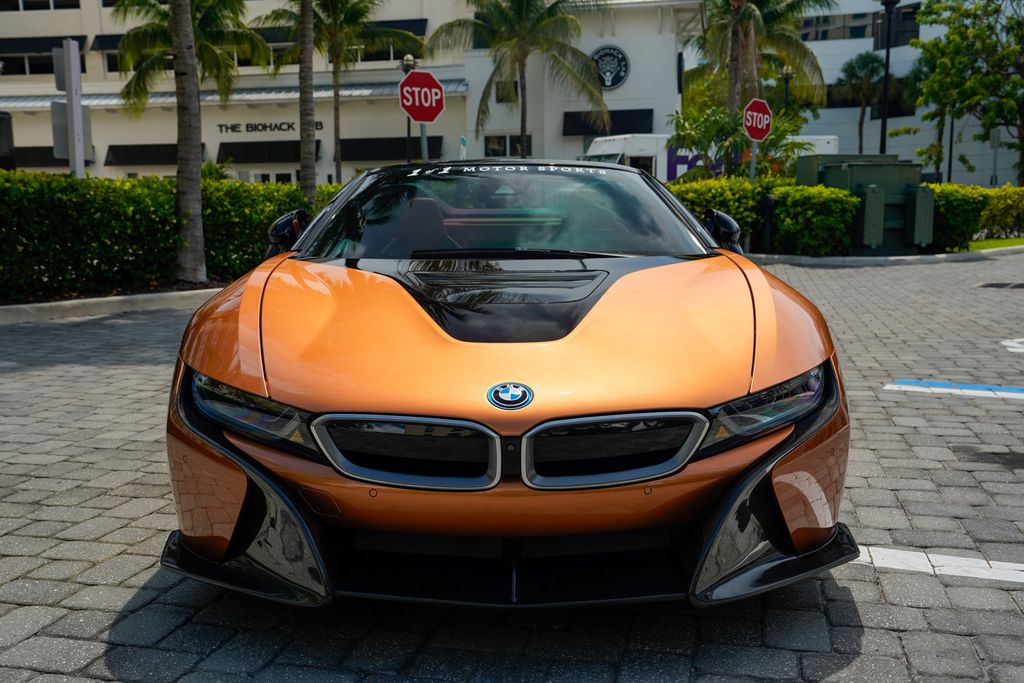 2019 BMW i8 Roadster - 23047623 - 3