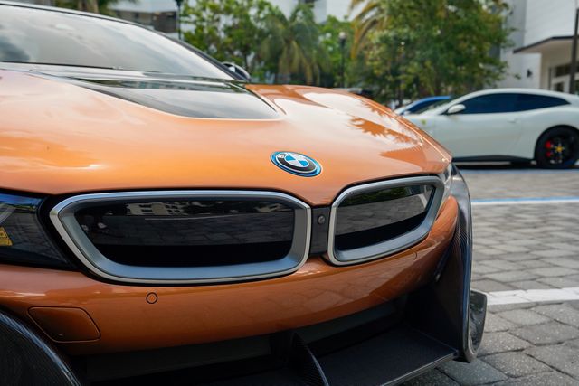 2019 BMW i8 Roadster - 23047623 - 40