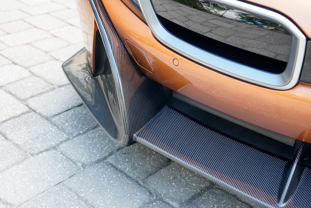 2019 BMW i8 Roadster - 23047623 - 43