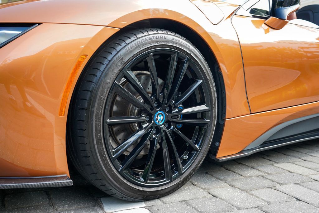 2019 BMW i8 Roadster - 23047623 - 44