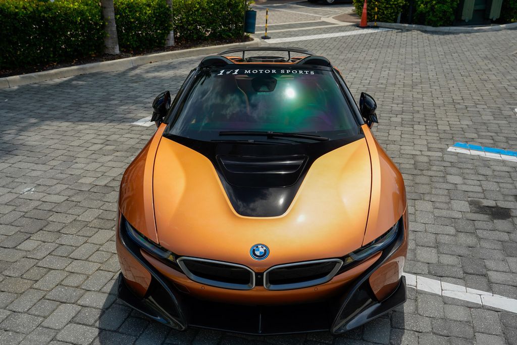 2019 BMW i8 Roadster - 23047623 - 4
