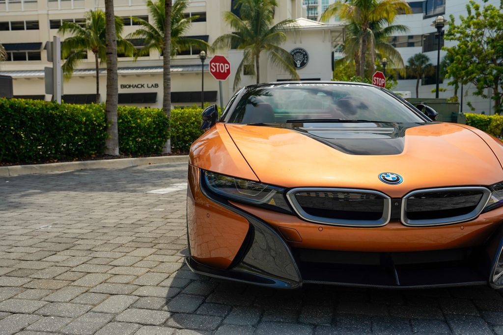 2019 BMW i8 Roadster - 23047623 - 5