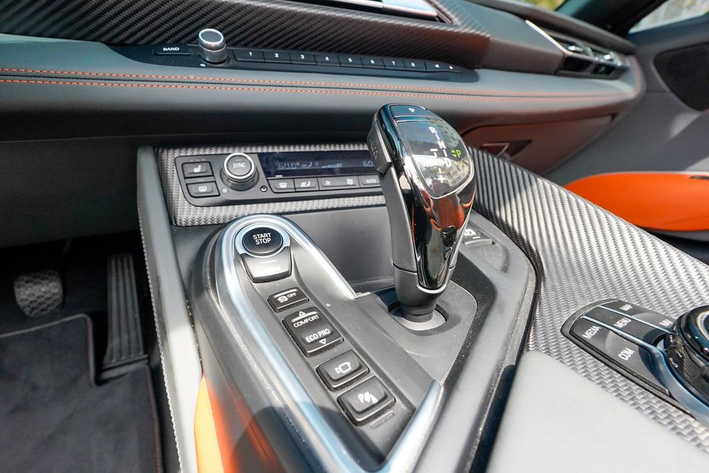 2019 BMW i8 Roadster - 23047623 - 74