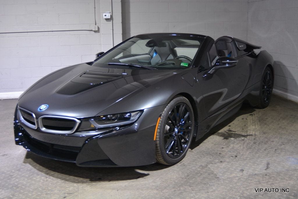 2019 BMW i8 Roadster - 22845849 - 10