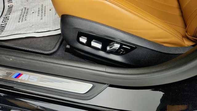 2019 BMW M5 Sedan w/ Full Merino Leather + Executive & Driving Assist. Pkgs - 22948627 - 11