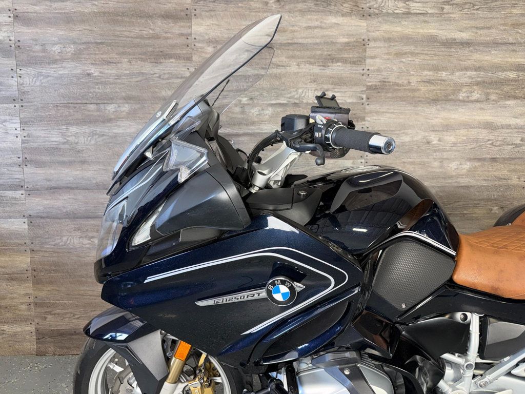 2019 BMW R 1250 RT One Owner! - 23032301 - 13