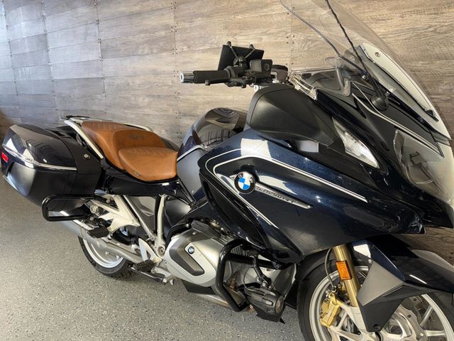2019 BMW R 1250 RT One Owner! - 23032301 - 1