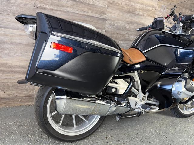 2019 BMW R 1250 RT One Owner! - 23032301 - 8