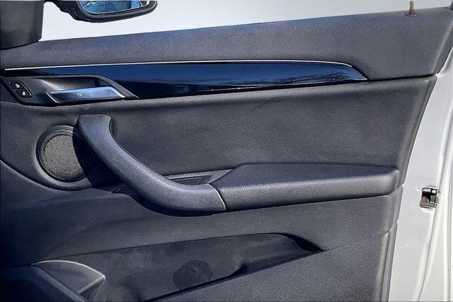 2019 BMW X1 xDrive28i Sports Activity Vehicle - 22990942 - 15