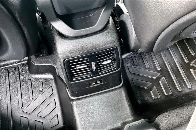 2019 BMW X1 xDrive28i Sports Activity Vehicle - 22966942 - 35