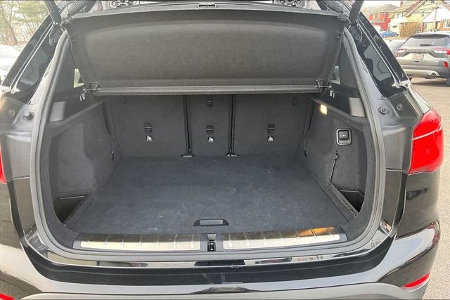 2019 BMW X1 xDrive28i Sports Activity Vehicle - 22966942 - 36
