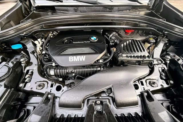 2019 BMW X1 xDrive28i Sports Activity Vehicle - 22966942 - 39