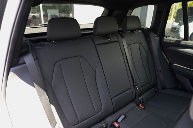 2019 BMW X3 M40i Sports Activity Vehicle - 23038444 - 17