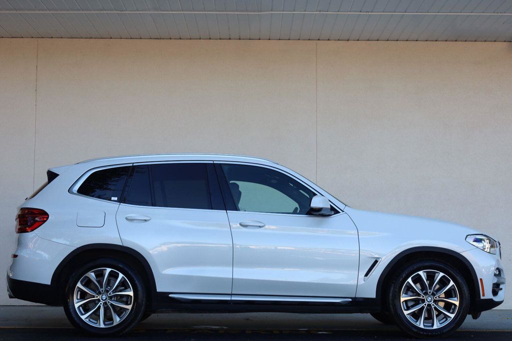 BMW X3 photo 2