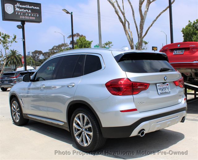 2019 BMW X3 sDrive30i's photo