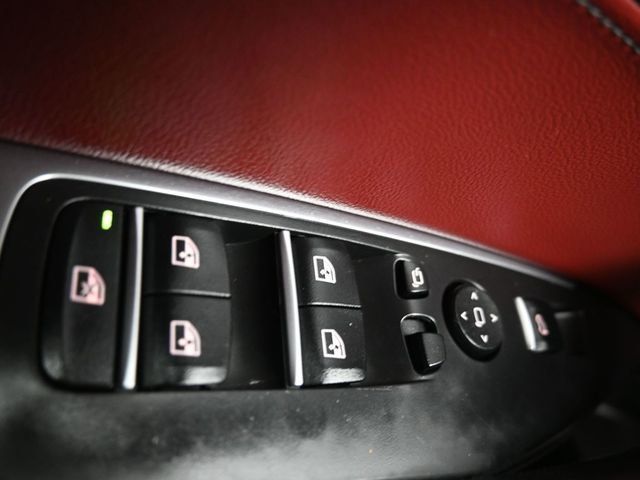 2019 BMW X4 xDrive30i Sports Activity Coupe - 22989870 - 24