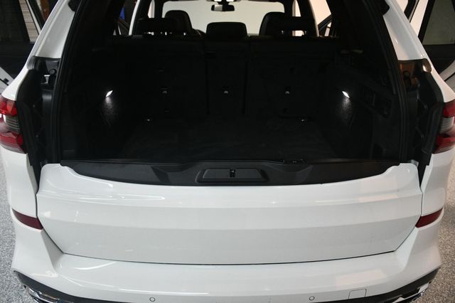 2019 BMW X5 xDrive40i Sports Activity Vehicle - 22976134 - 17