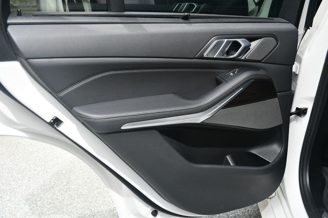 2019 BMW X5 xDrive40i Sports Activity Vehicle - 22976134 - 24