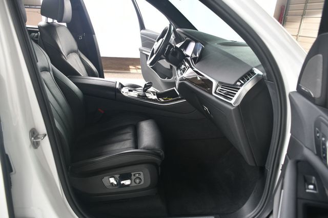 2019 BMW X5 xDrive40i Sports Activity Vehicle - 22976134 - 29