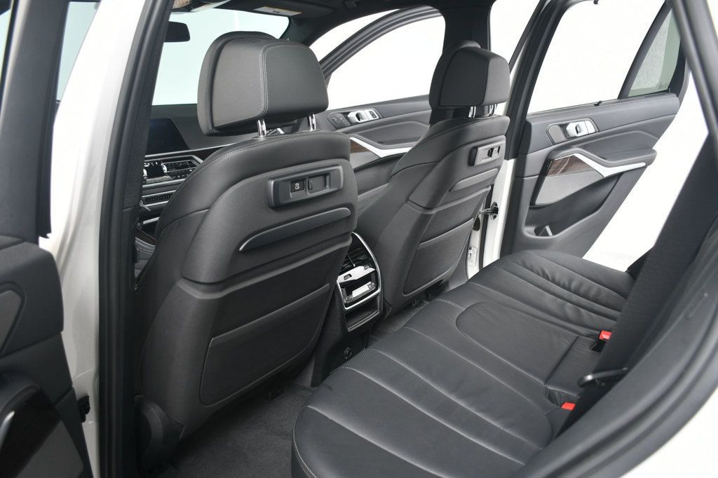 2019 BMW X5 xDrive40i Sports Activity Vehicle - 22976134 - 32