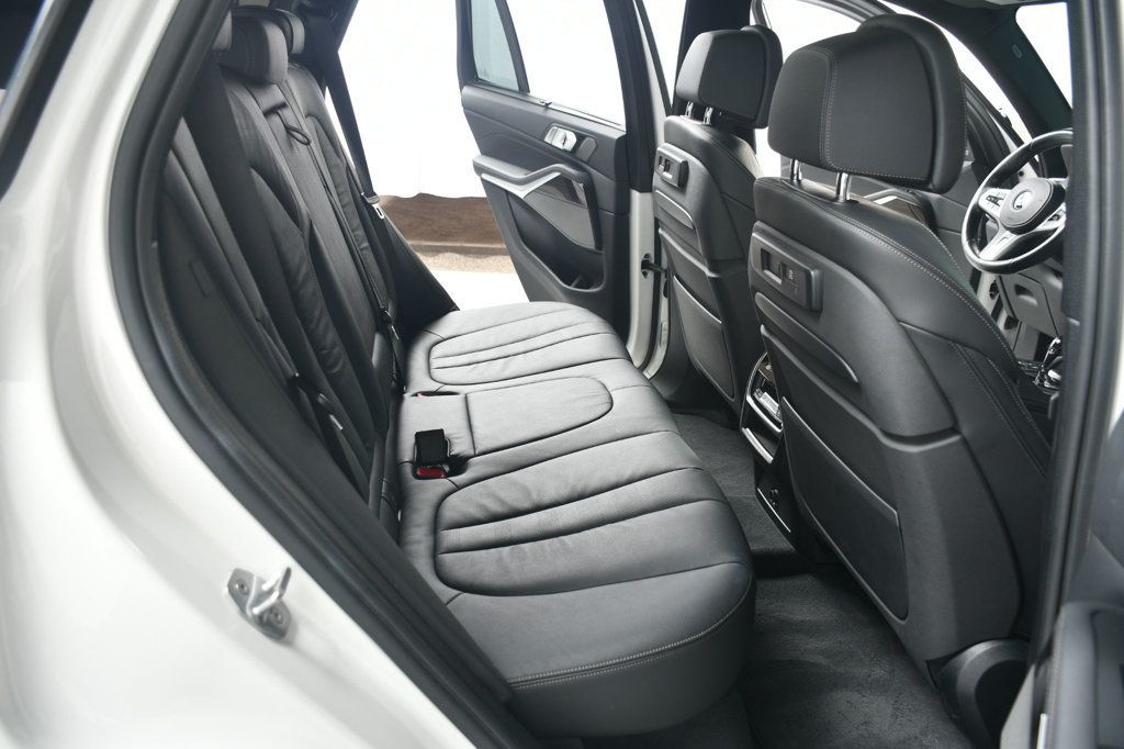 2019 BMW X5 xDrive40i Sports Activity Vehicle - 22976134 - 38