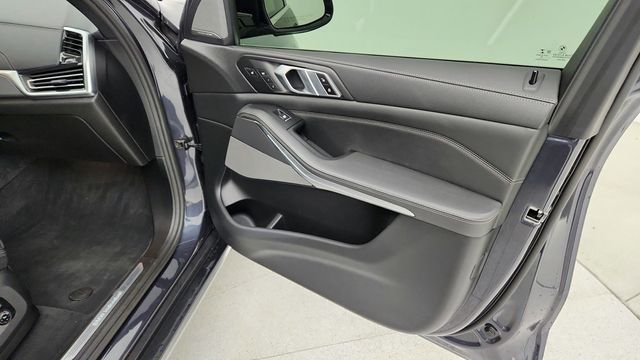 2019 BMW X5 xDrive50i SAV with Executive & Driving Assistance Pro. Packages - 22944671 - 26