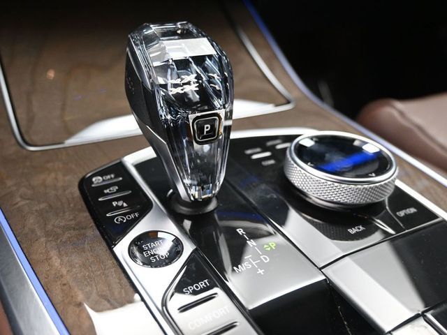 2019 BMW X5 xDrive50i Sports Activity Vehicle - 22987257 - 13