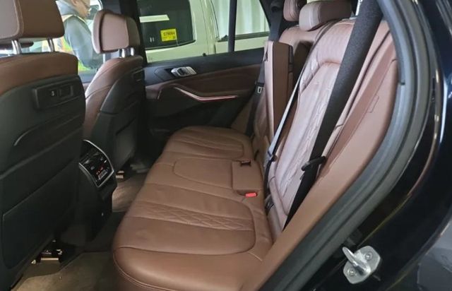 2019 BMW X5 xDrive50i Sports Activity Vehicle - 23007327 - 7