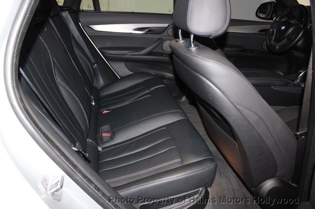 2019 BMW X6 sDrive35i Sports Activity Coupe - 22454718 - 16