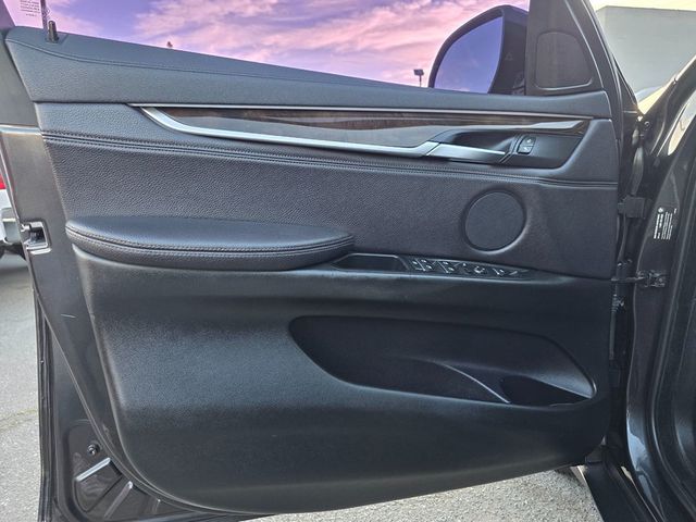 2019 BMW X6 sDrive35i Sports Activity Coupe - 22973582 - 10