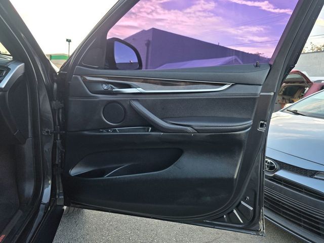 2019 BMW X6 sDrive35i Sports Activity Coupe - 22973582 - 24