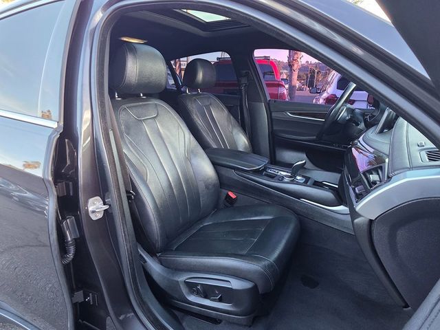 2019 BMW X6 sDrive35i Sports Activity Coupe - 22973582 - 25