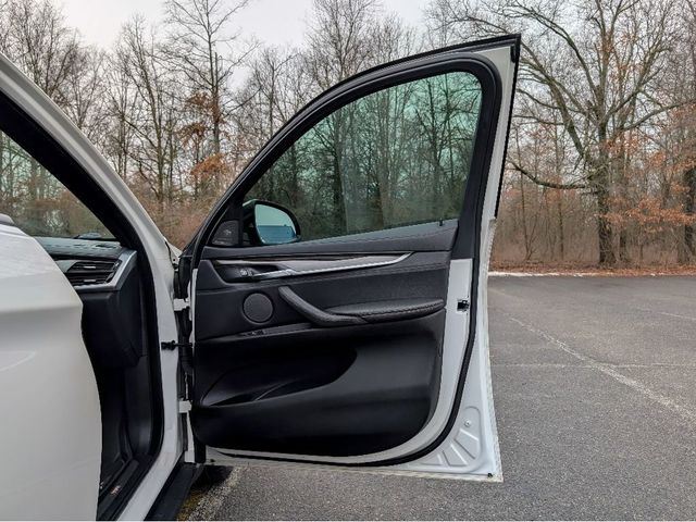 2019 BMW X6 xDrive35i Sports Activity Coupe - 22991537 - 11