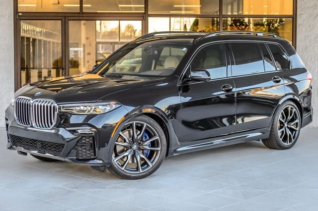 2019 BMW X7 X7 40i xDRIVE M SPORT - BLACK ON BEIGE - NAV - PANO ROOF  - 22953894 - 1
