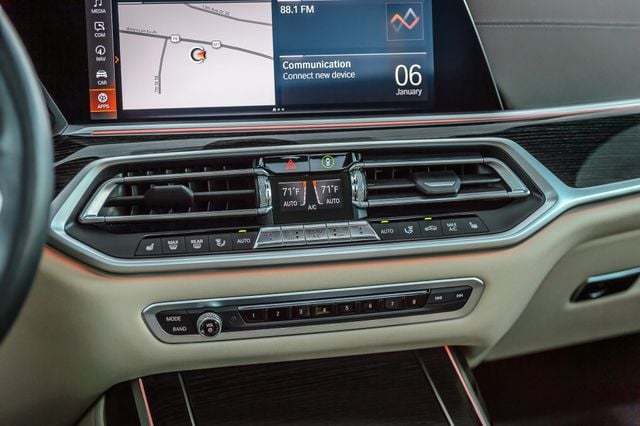 2019 BMW X7 X7 40i xDRIVE M SPORT - BLACK ON BEIGE - NAV - PANO ROOF  - 22953894 - 31