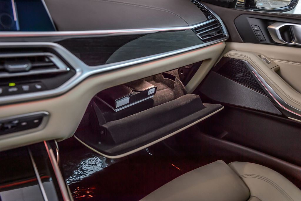 2019 BMW X7 X7 40i xDRIVE M SPORT - BLACK ON BEIGE - NAV - PANO ROOF  - 22953894 - 39