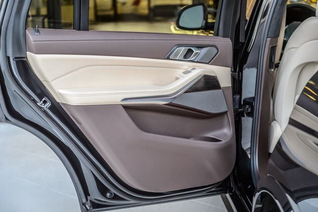 2019 BMW X7 X7 40i xDRIVE M SPORT - BLACK ON BEIGE - NAV - PANO ROOF  - 22953894 - 57