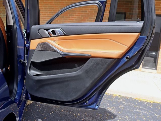 2019 BMW X7 xDrive40i Sports Activity Vehicle - 23036358 - 37