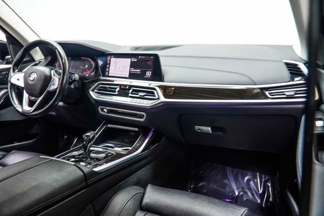 2019 BMW X7 xDrive40i Sports Activity Vehicle - 23075653 - 19