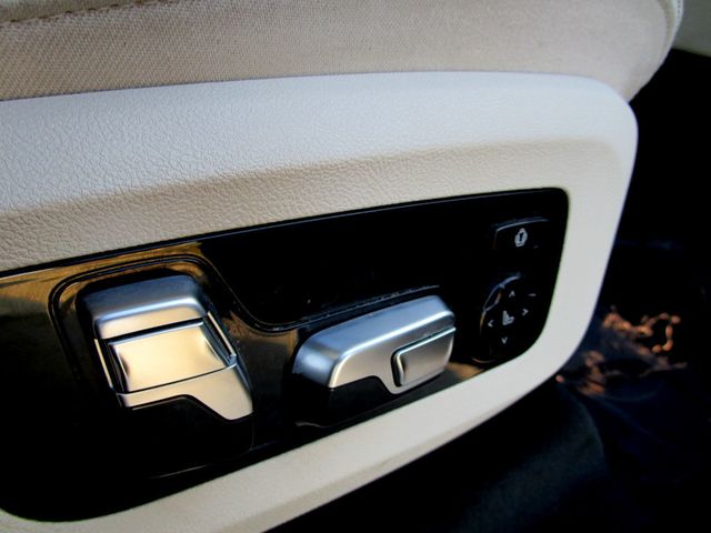 2019 BMW X7 xDrive40i Sports Activity Vehicle - 22917437 - 35