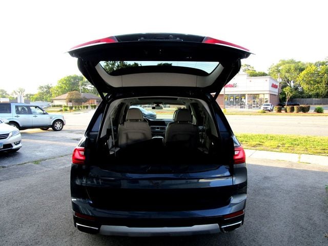 2019 BMW X7 xDrive40i Sports Activity Vehicle - 22917437 - 37