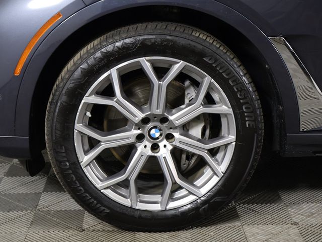 2019 BMW X7 xDrive40i Sports Activity Vehicle - 22955749 - 28