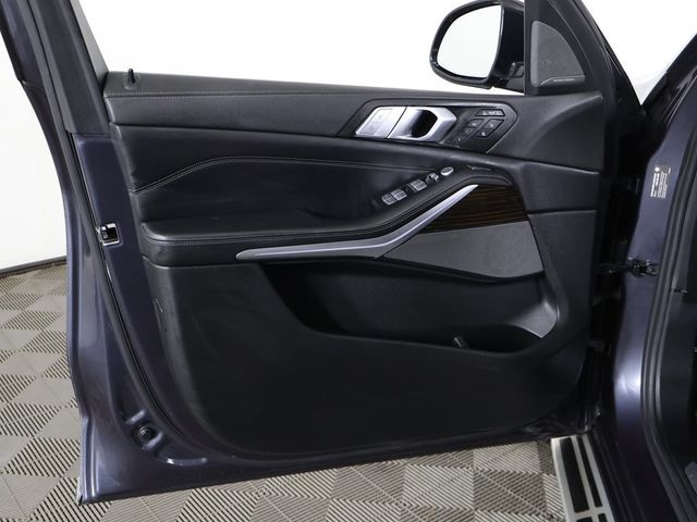 2019 BMW X7 xDrive40i Sports Activity Vehicle - 22955749 - 29