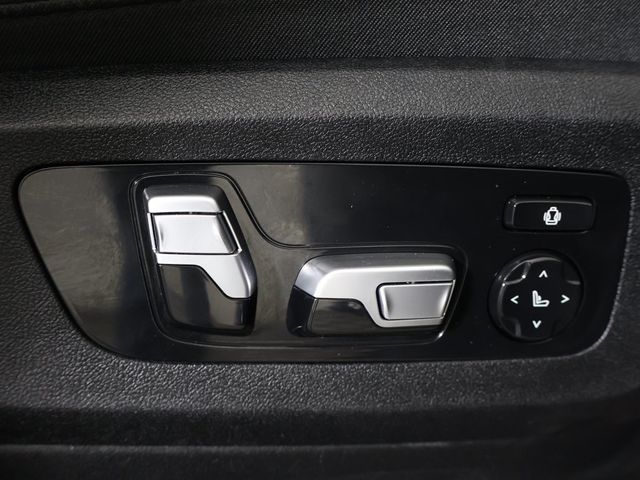 2019 BMW X7 xDrive40i Sports Activity Vehicle - 22955749 - 40