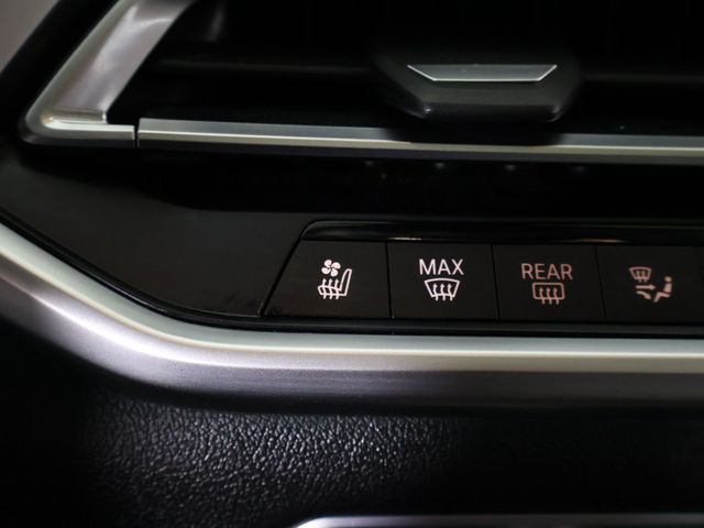 2019 BMW X7 xDrive40i Sports Activity Vehicle - 22955749 - 65