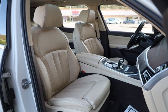 2019 BMW X7 xDrive40i Sports Activity Vehicle - 22947438 - 24