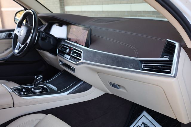 2019 BMW X7 xDrive40i Sports Activity Vehicle - 22947438 - 25