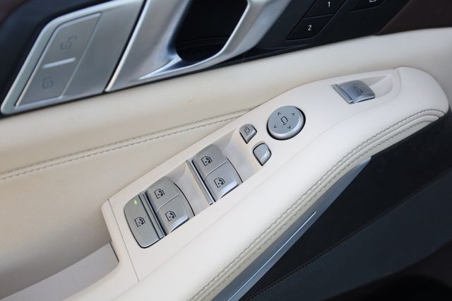 2019 BMW X7 xDrive40i Sports Activity Vehicle - 22947438 - 34