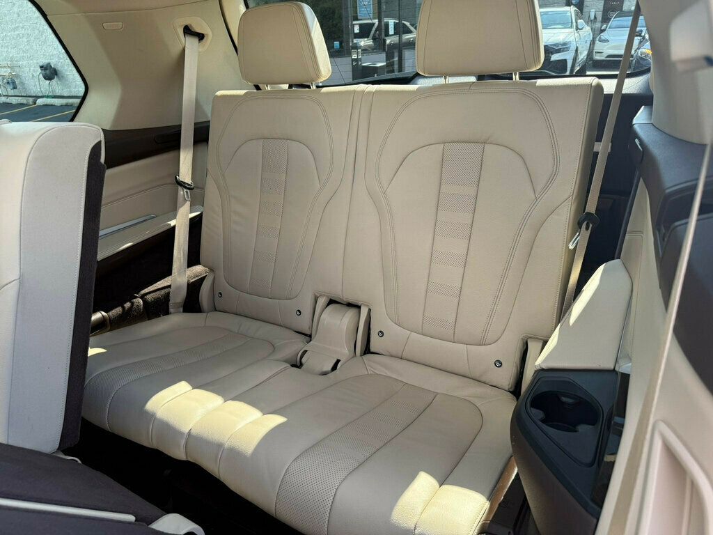 2019 BMW X7 xDrive40i Sports Activity Vehicle - 22872666 - 17
